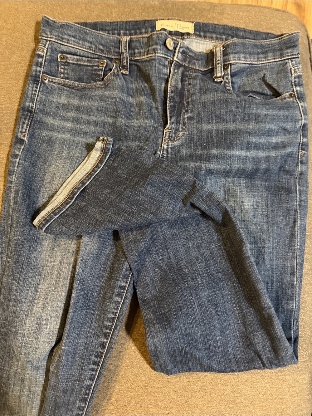Women’s gap jeans